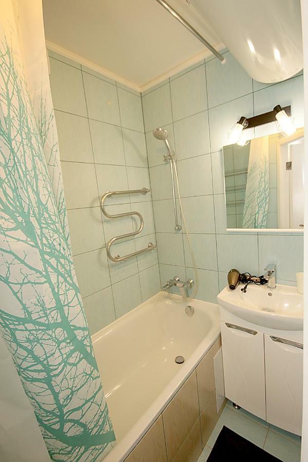 Inn Home Apartments - Pechersk Area Kyiv Exterior photo
